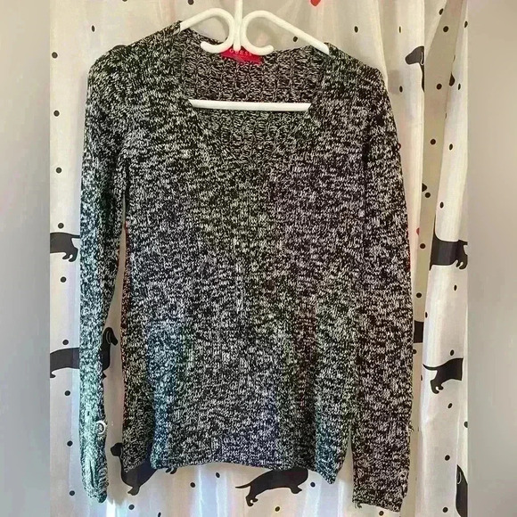 Guess sweater - Picture 1 of 4